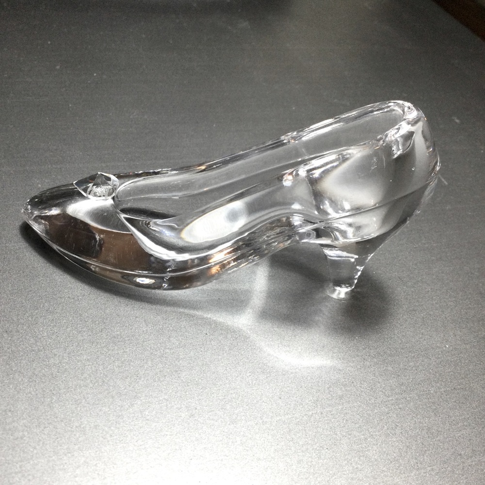 RARE Cinderella Glass Slipper Vintage Decor Ornament - Disney Store (Like New)